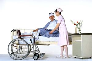 働きながら学べる薬膳学校について